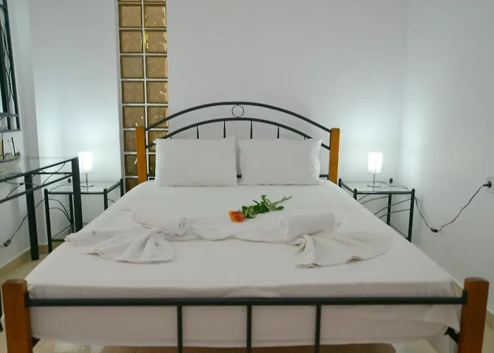 Moschoula * Plaka (Milos)